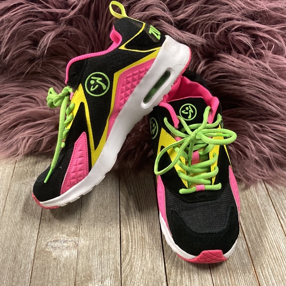 ❤️Zumba Air Stud Lo Sneakers ❤️ - Picture 2 of 11